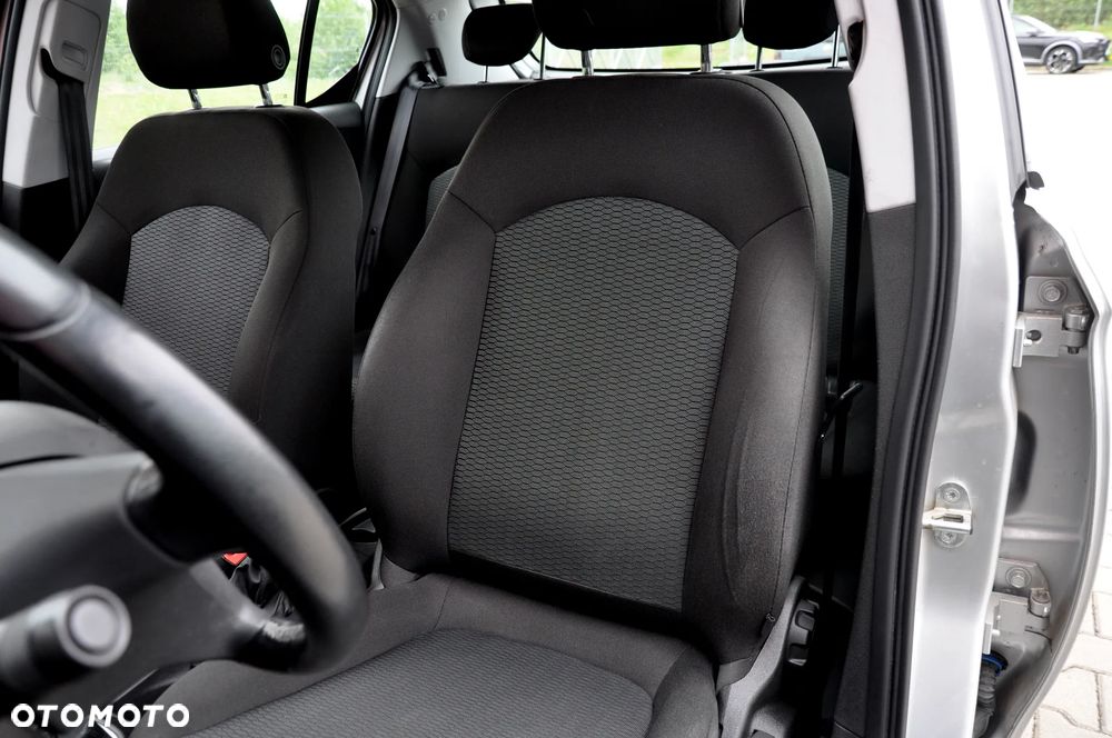 Opel Corsa 1.4 Enjoy - 26