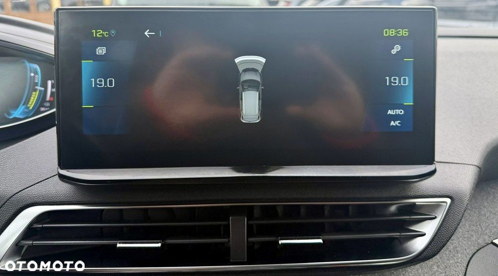 Peugeot 3008 1.6 PureTech Hybrid PHEV Allure Pack S&S EAT8 - 36