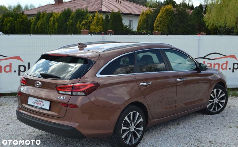 Hyundai i30 1.6 CRDi Premium - 18