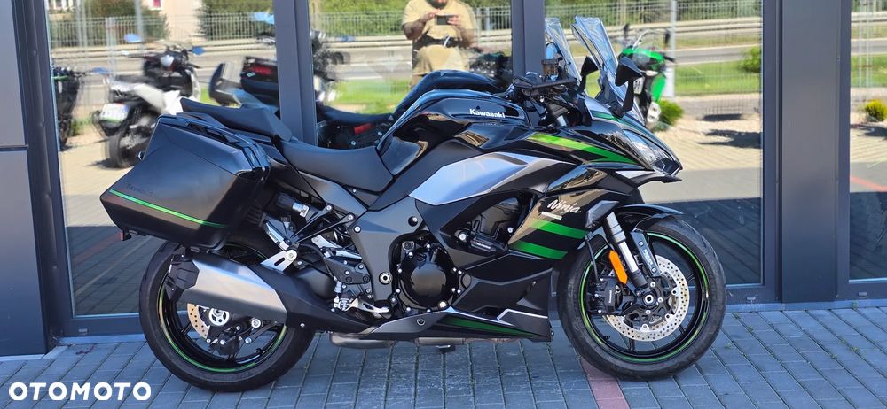 Kawasaki Ninja 1000 SX - 2