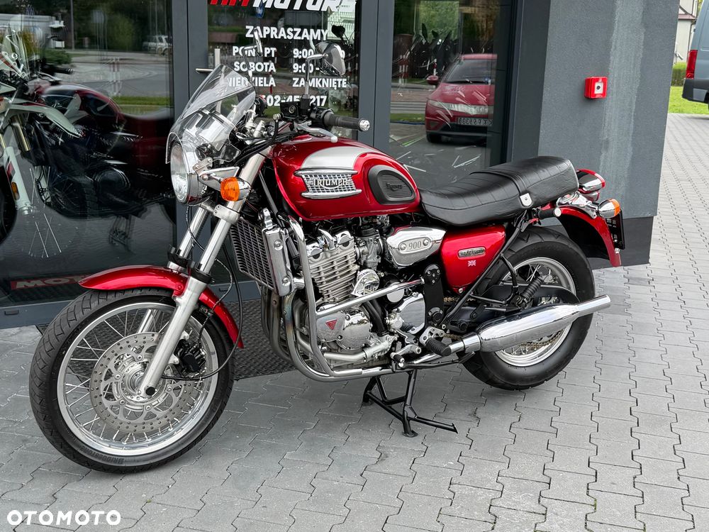 Triumph Thunderbird - 26