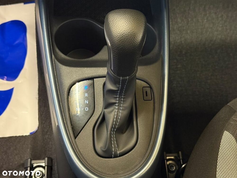 Toyota Aygo X S-CVT Air Teamplayer - 13
