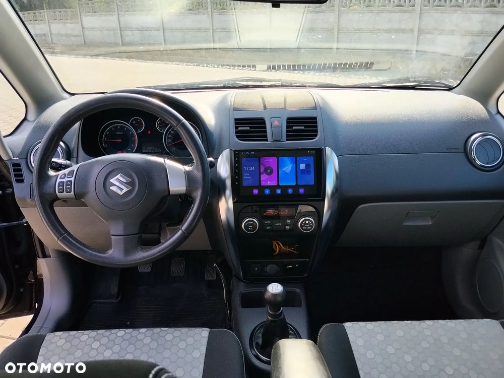 Suzuki SX4 1.6 Comfort 2012 - 12
