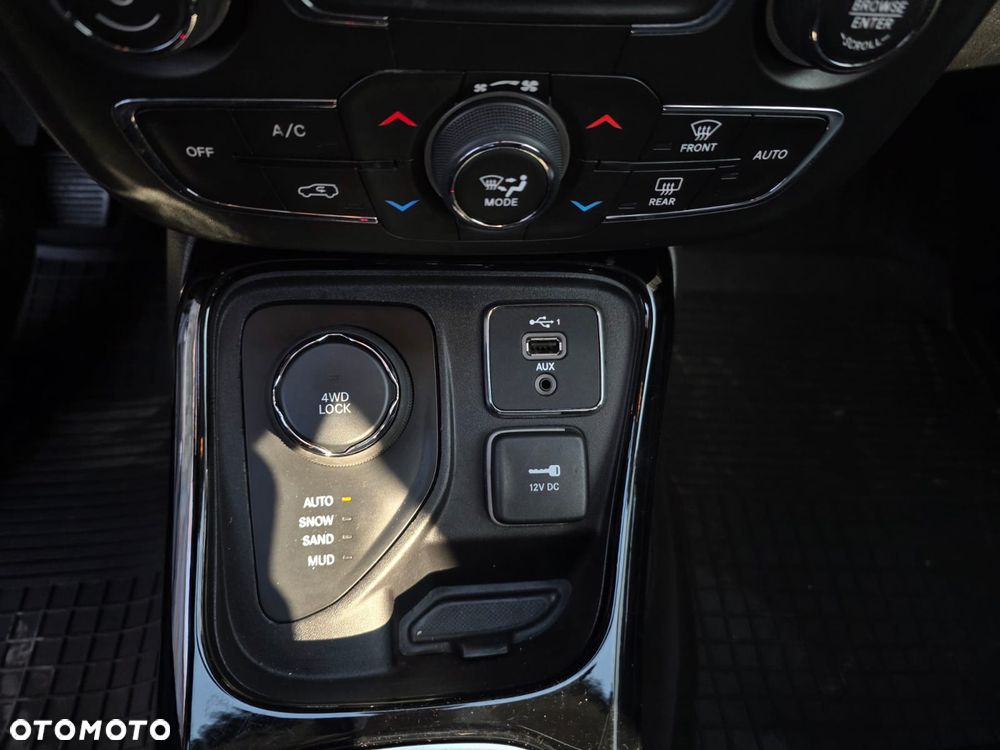 Jeep Compass 2.4I 4x4 Automatik Limited - 16