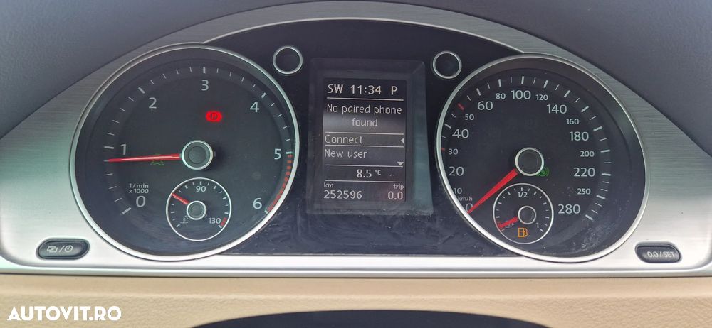 Volkswagen Passat CC - 8