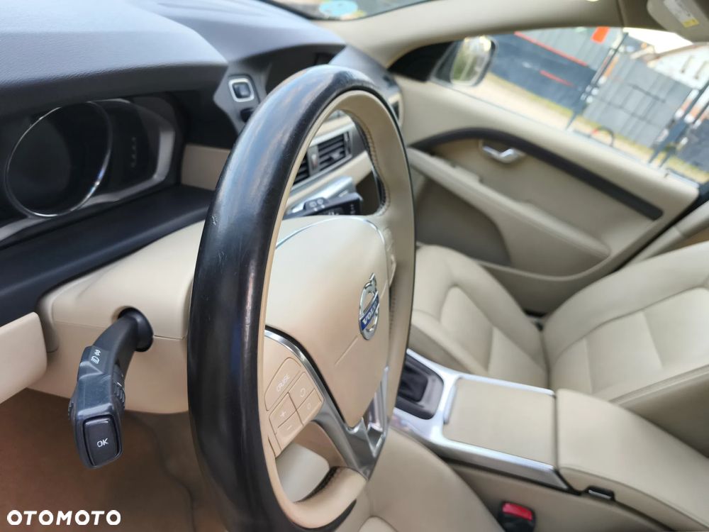 Volvo XC 70 D4 AWD Geartronic Summum - 28