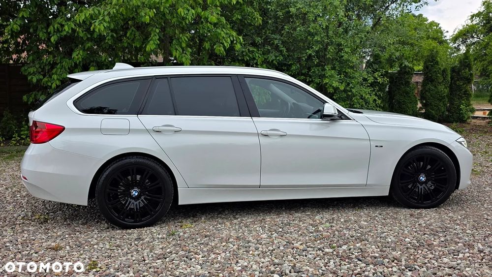BMW Seria 3 318d Blue Performance Sport Line - 12