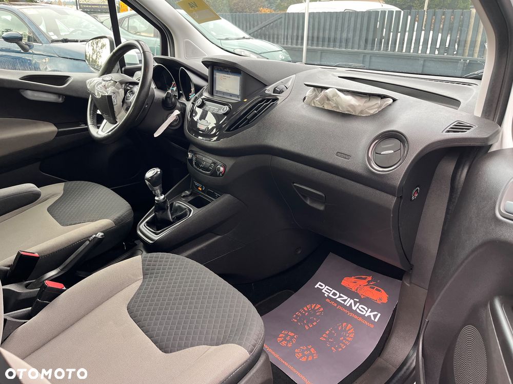 Ford Tourneo Courier - 10