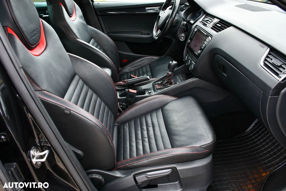 Skoda Octavia 2.0 TDI (Green tec) DSG RS - 23