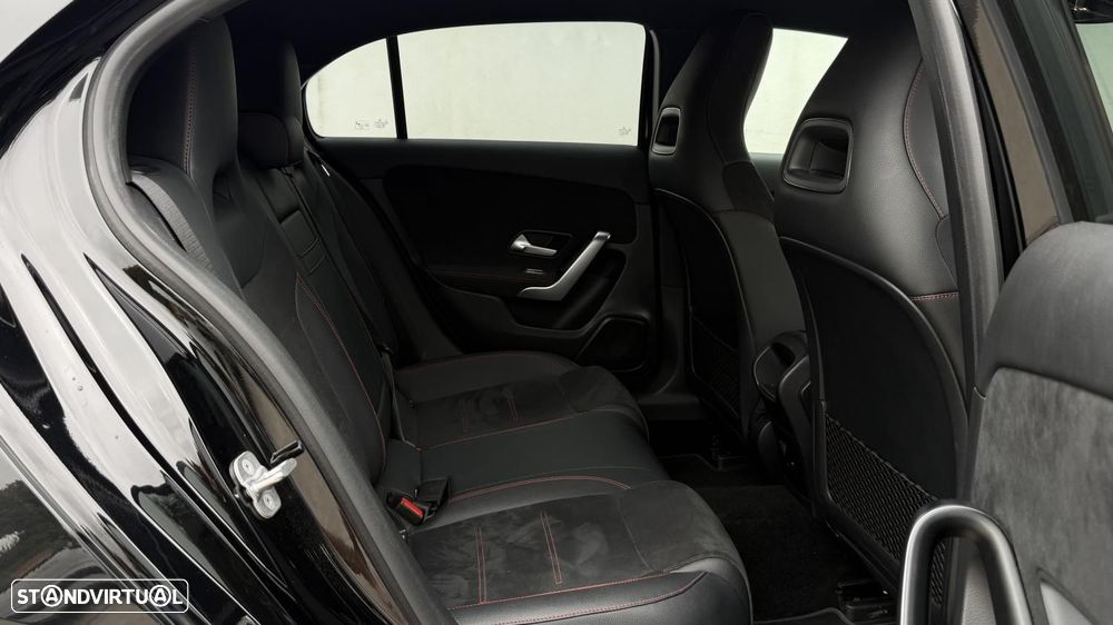 Mercedes-Benz A 200 AMG Line Aut. - 26