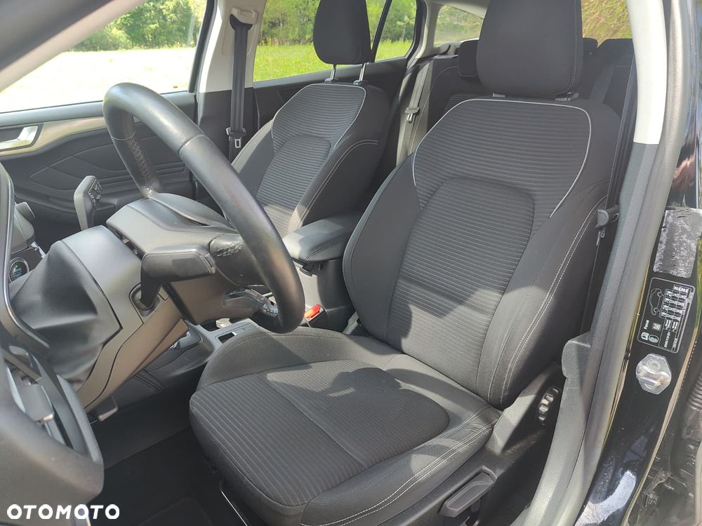 Ford Focus SW 1.0 EcoBoost Titanium - 12