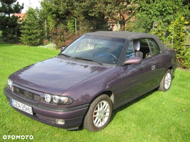 Opel Astra Cabriolet 1.6 - 4