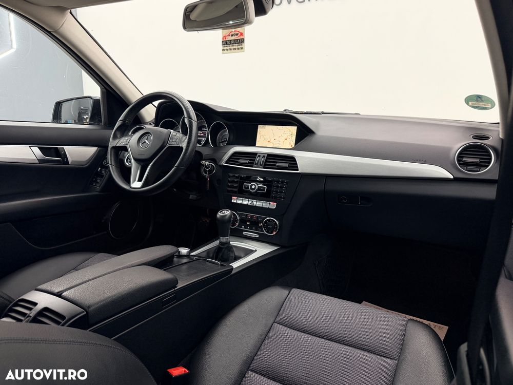 Mercedes-Benz C 180 Avantgarde Edition - 18