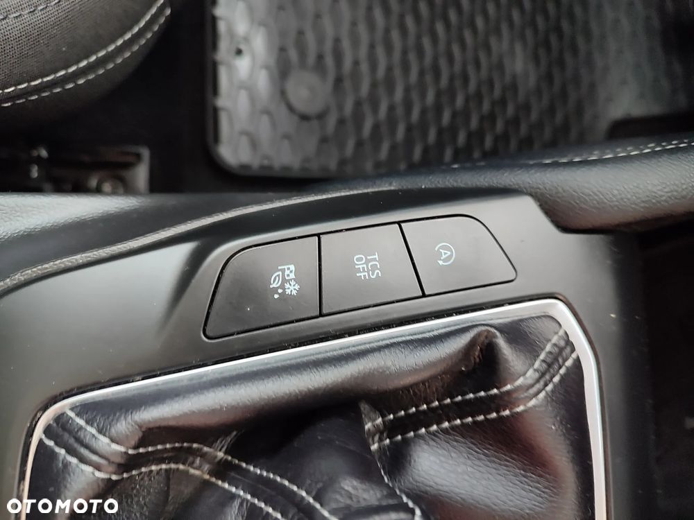 Ford Focus Turnier 1.0 EcoBoost Hybrid TITANIUM DESIGN - 19