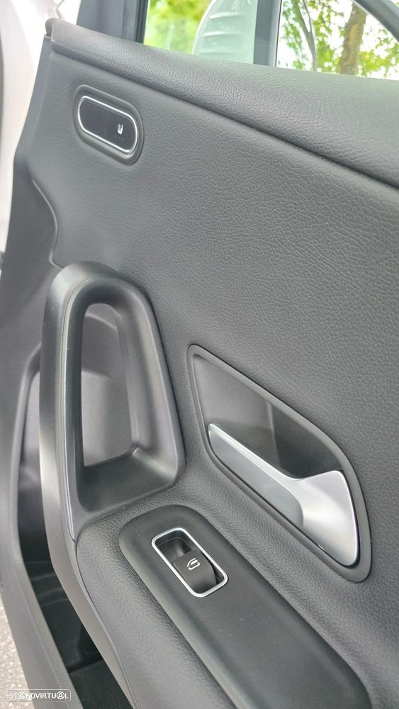 Mercedes-Benz A 180 7G-DCT Edition 2020 - 16