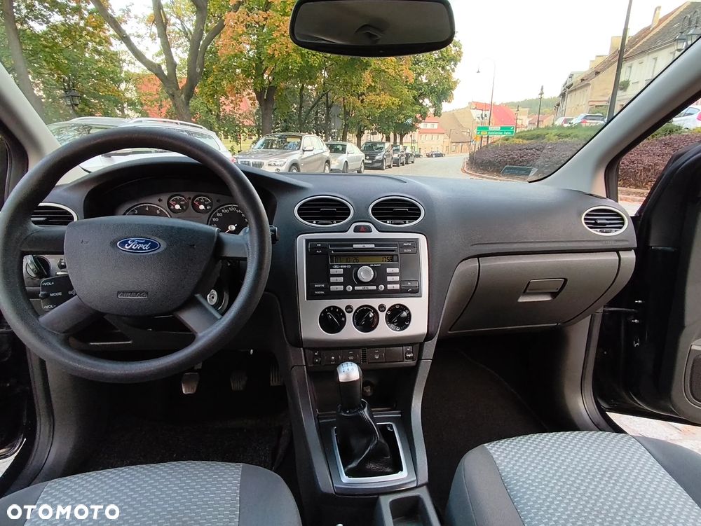Ford Focus - 14