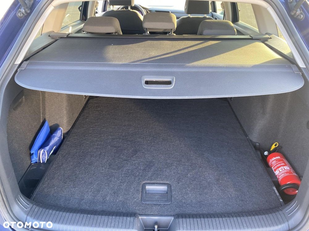 Volkswagen Golf Variant - 12