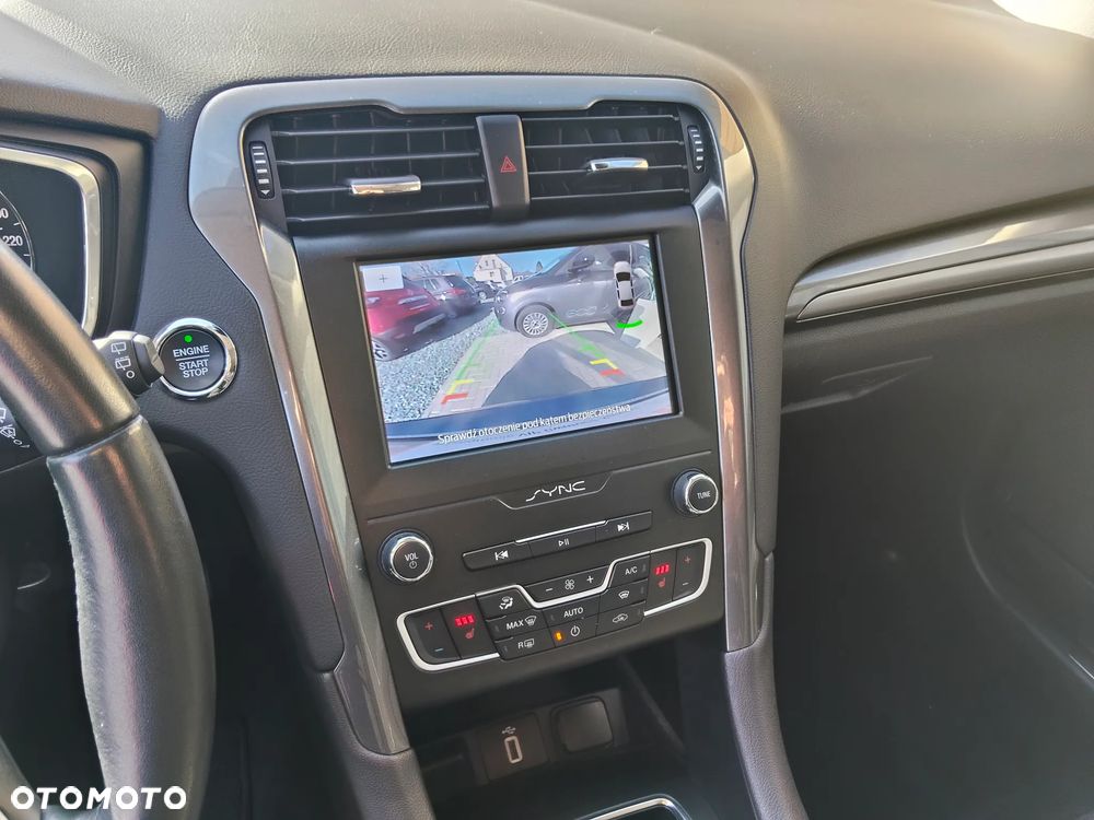 Ford Mondeo 2.0 EcoBlue Titanium - 20