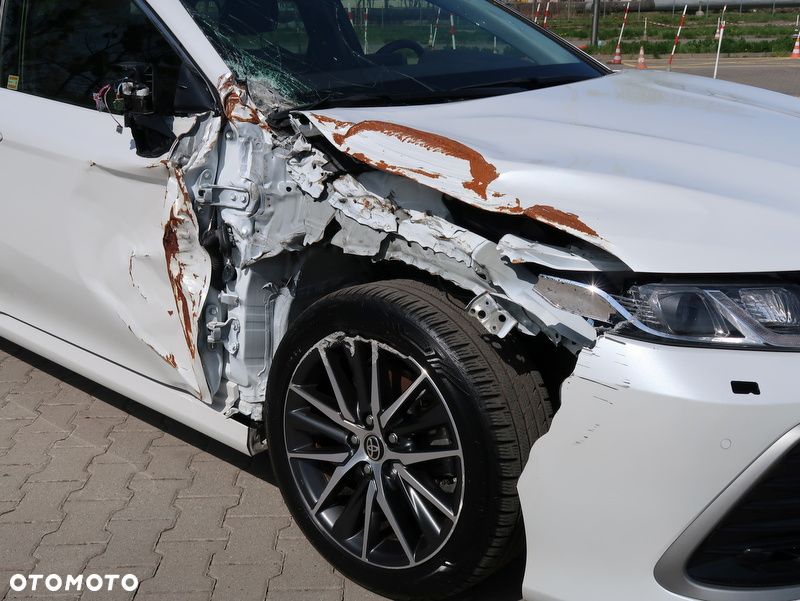 Toyota Camry 2.5 Hybrid Prestige CVT - 28