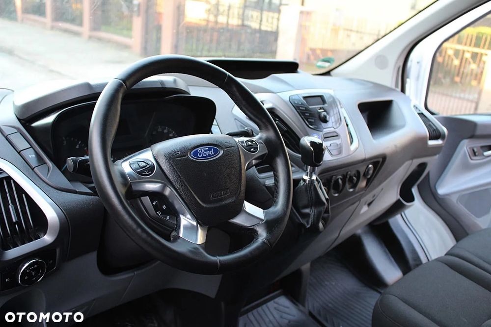 Ford Transit Custom - 13