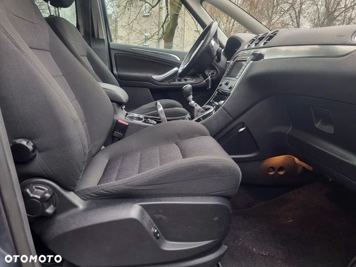 Ford S-Max 2.0 TDCi DPF Business Edition - 14