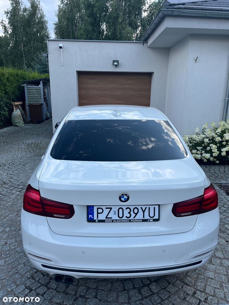 BMW Seria 3 320i xDrive Sport Line Shadow sport - 4