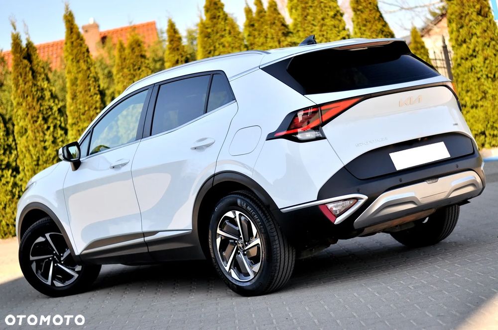 Kia Sportage 1.6 T-GDI HEV Business Line 2WD - 5