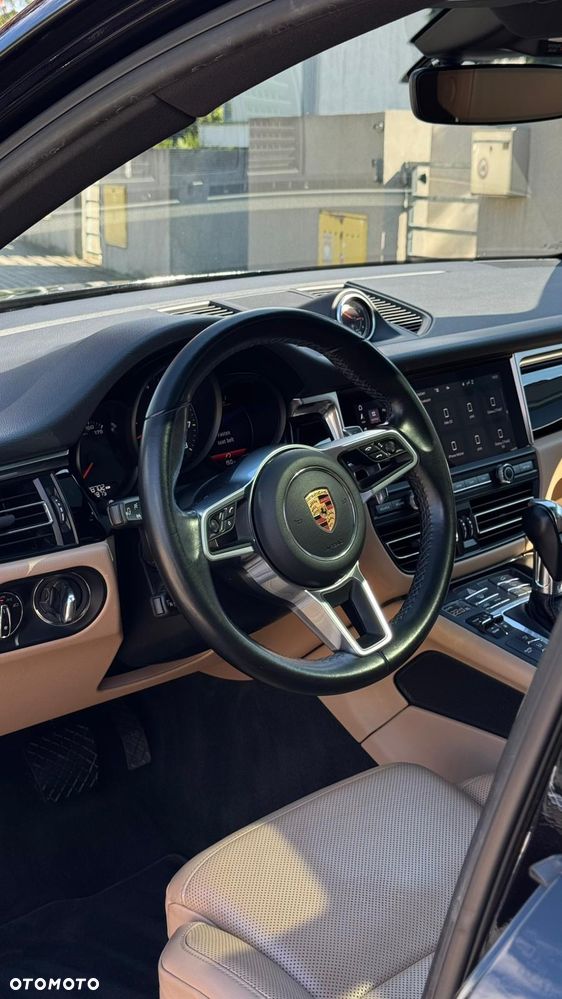 Porsche Macan Standard - 15