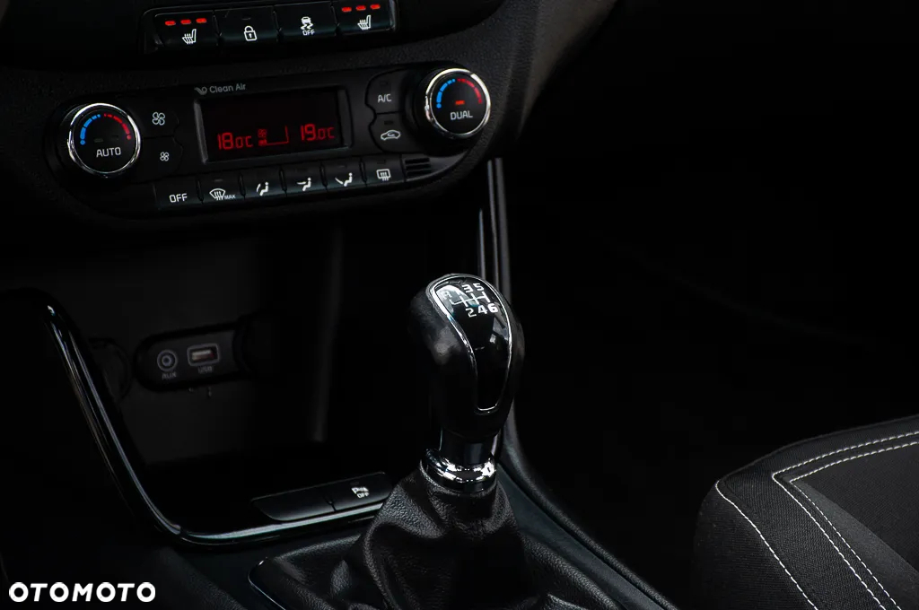 Kia Ceed 1.6 CRDi Platinum Edition - 33
