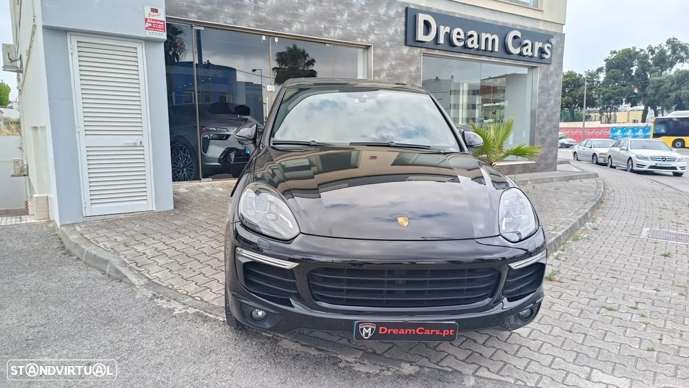 Porsche Cayenne S E-Hybrid - 2