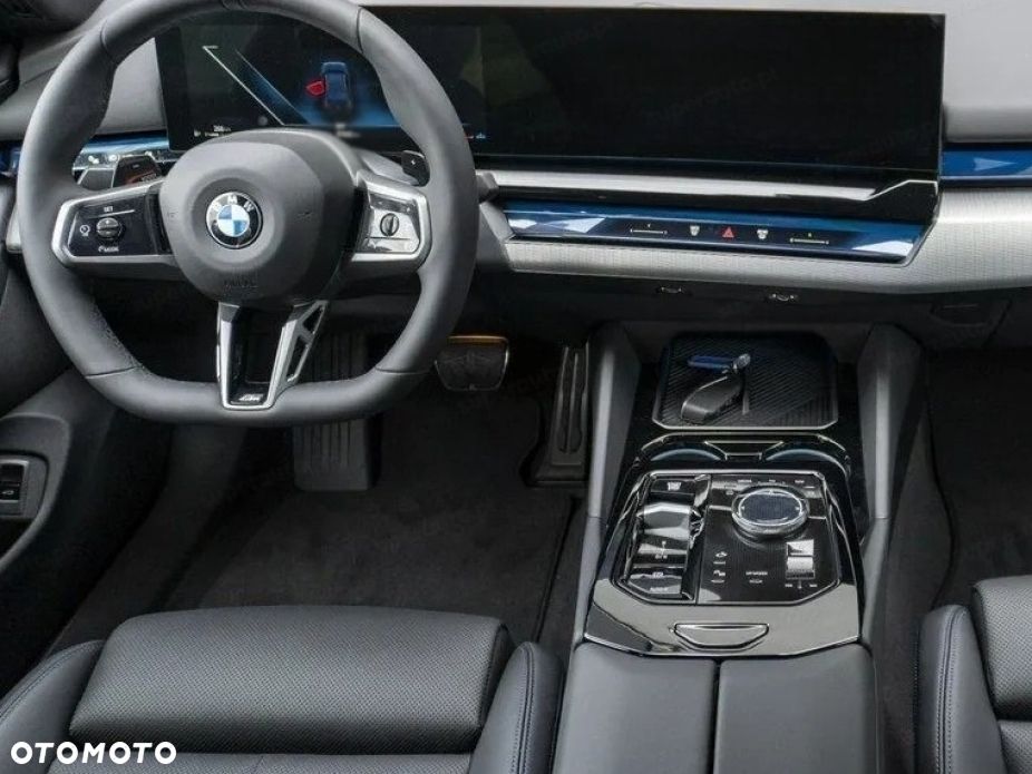 BMW Seria 5 520d xDrive mHEV M Sport - 10