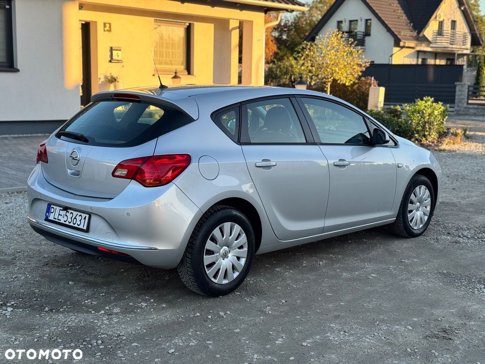 Opel Astra - 6