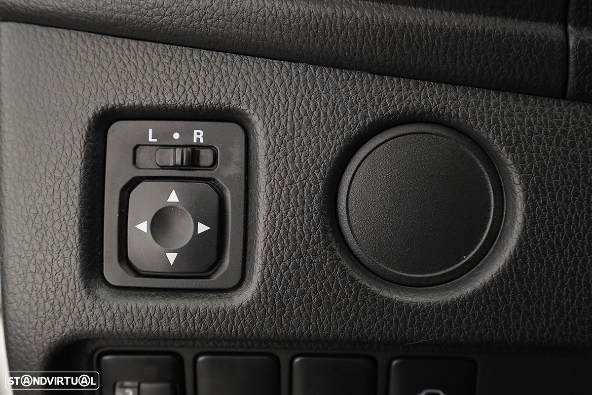 Mitsubishi L200 2.3 DI-D Strakar Space Cab Intense 4WD - 23