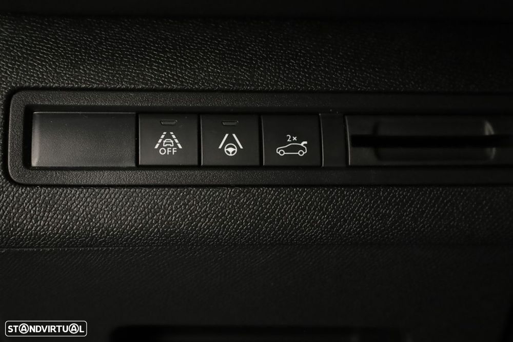 Peugeot 3008 1.2 Hybrid GT e-DCS6 - 20