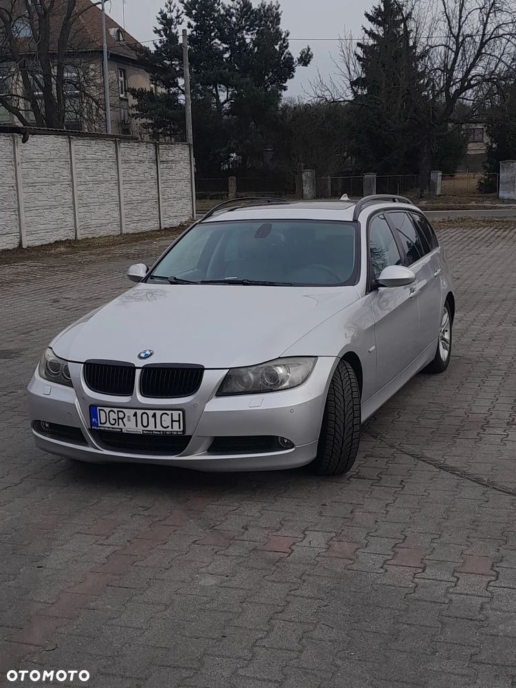 BMW Seria 3 320d DPF - 3