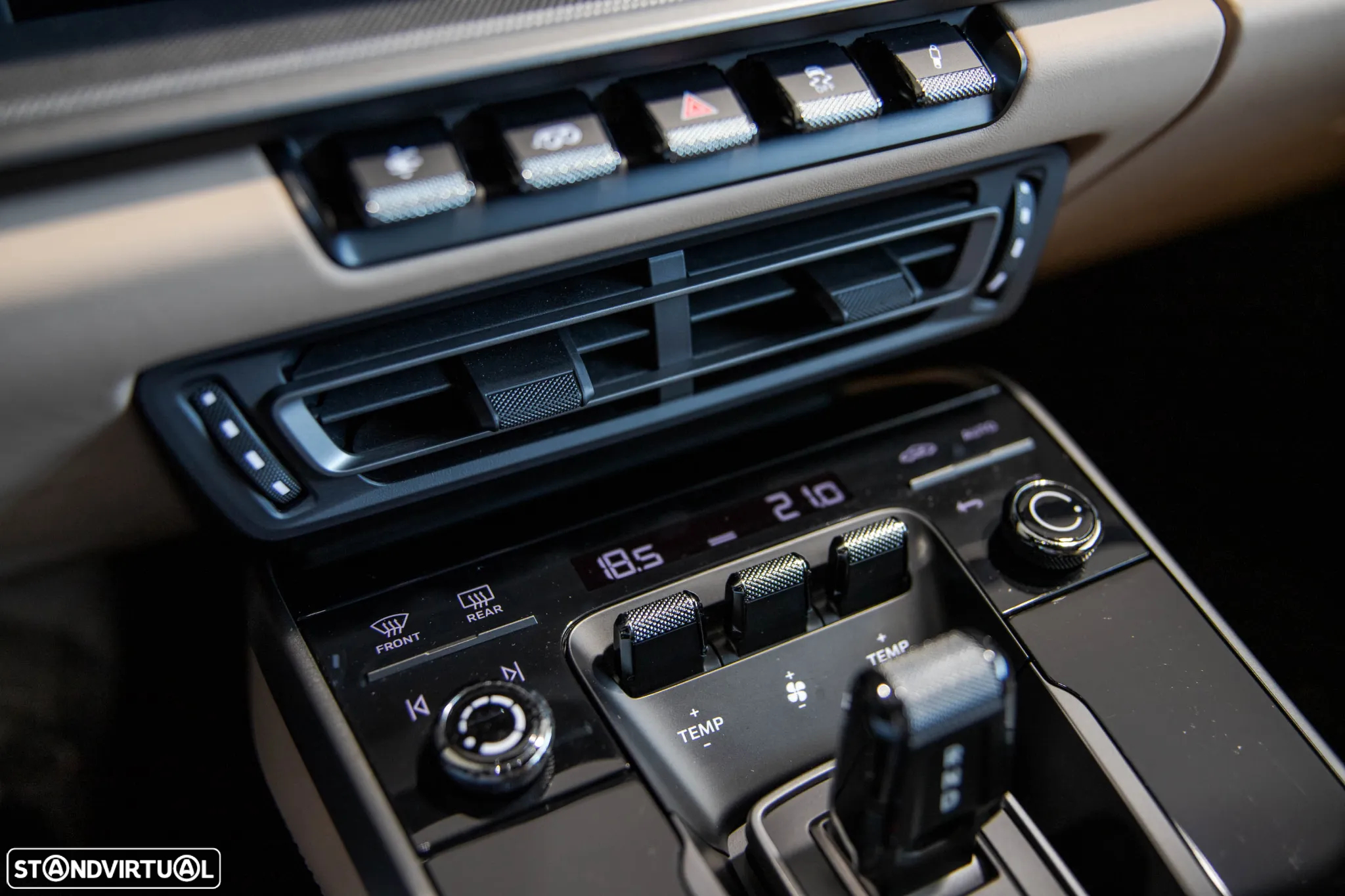 Porsche 911 (992) Carrera S PDK - 36