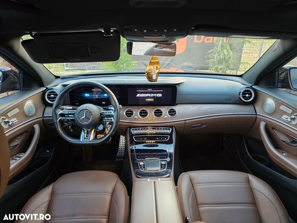 Mercedes-Benz E AMG 53 4Matic+ T AMG Speedshift TCT-9G - 9