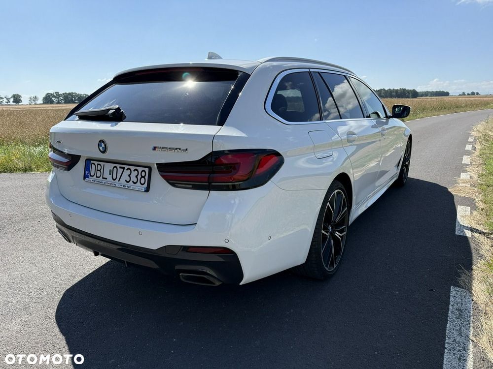 BMW Seria 5 530d mHEV M Sport sport - 32