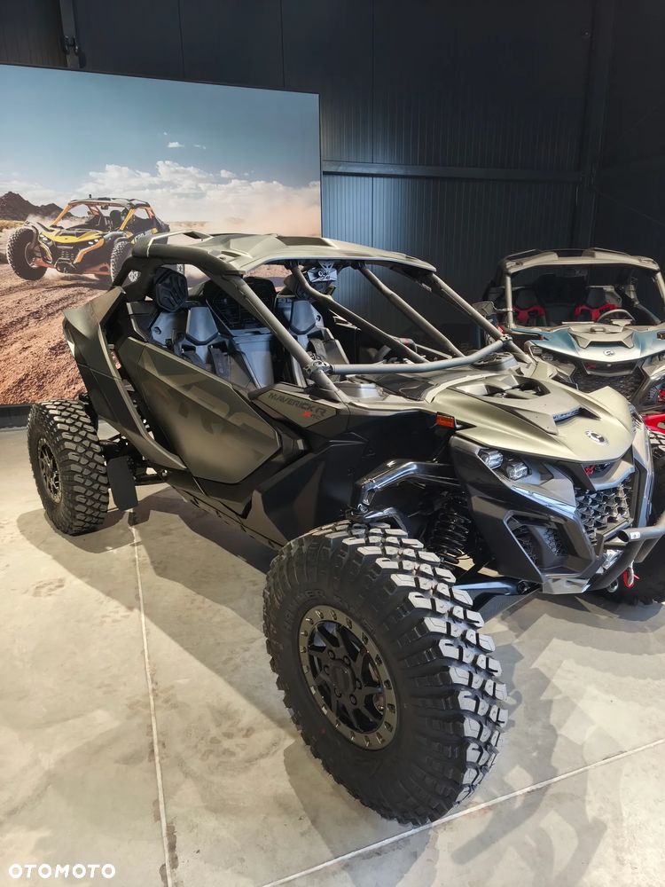 Can-Am Maverick - 7