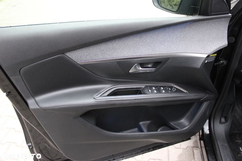 Peugeot 5008 - 19