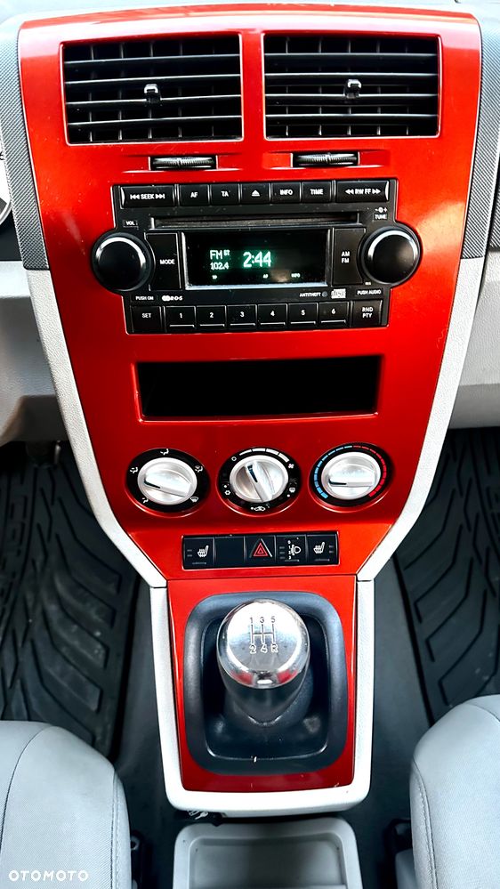 Dodge Caliber 1.8 SE - 25