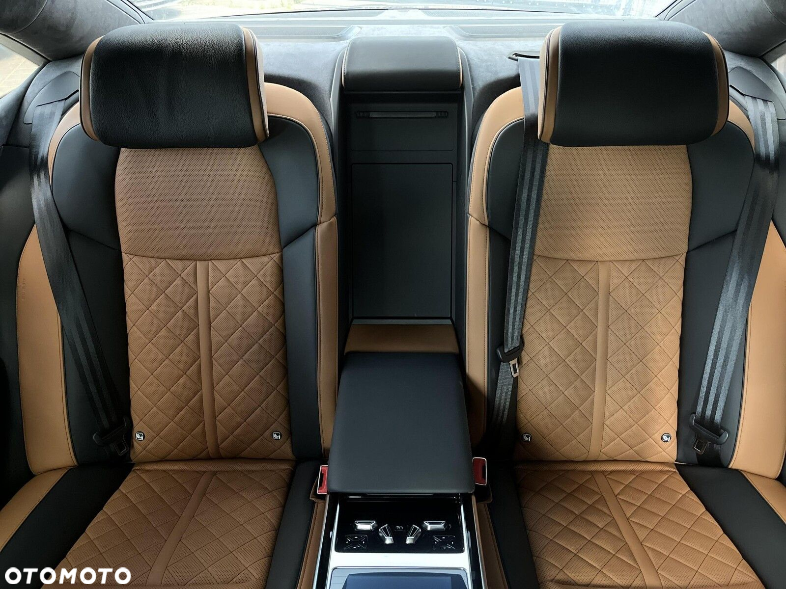 Audi S8 - 29