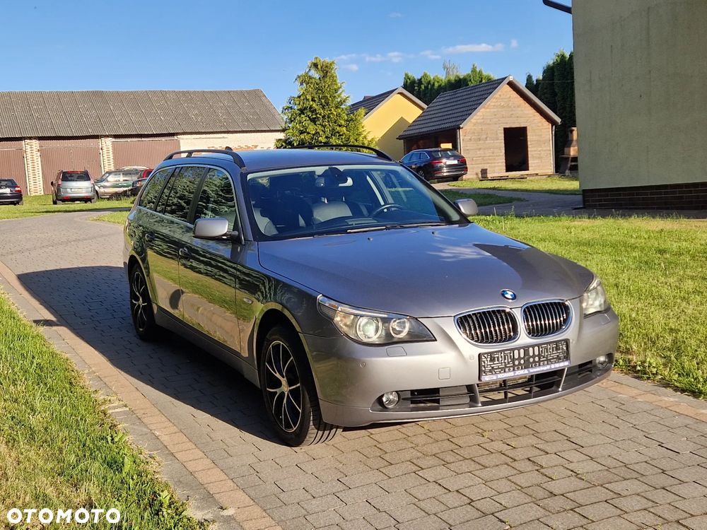 BMW Seria 5 525xi - 8