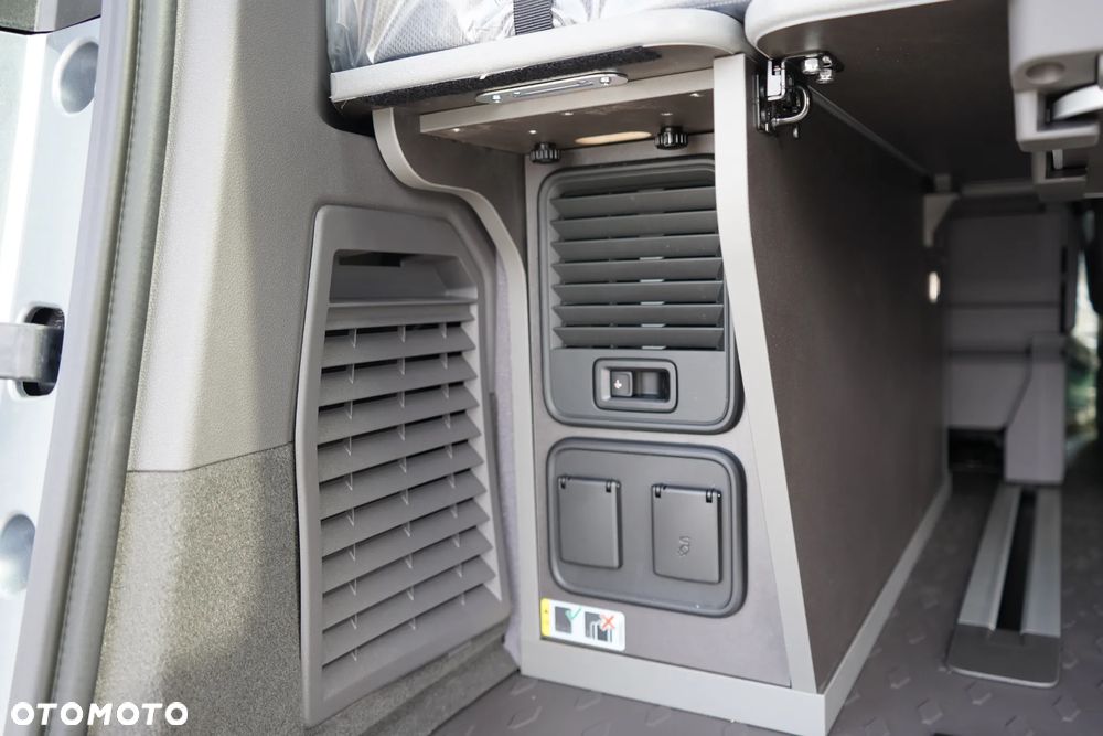 Volkswagen California - 17