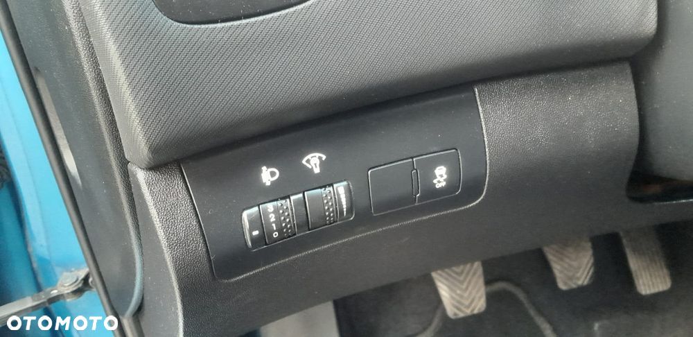 Kia Ceed - 24
