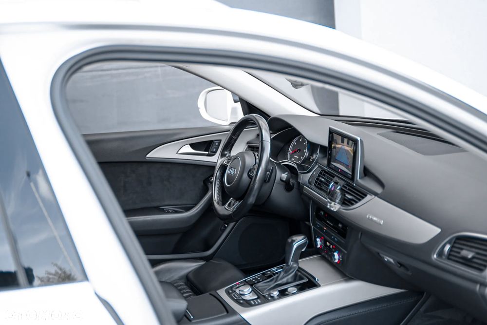 Audi A6 Allroad - 13