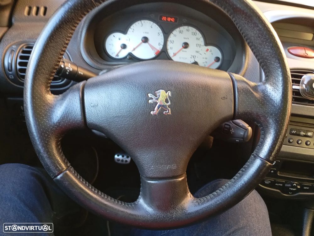 Peugeot 206 1.1 Black & Silver - 10