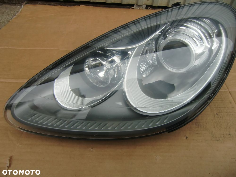 Lampa lewo Porsche Cayenne 7P XENON EUROPA - 2