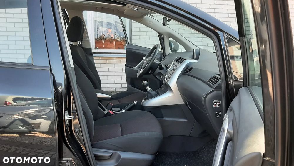 Toyota Verso 1.8 Life - 21