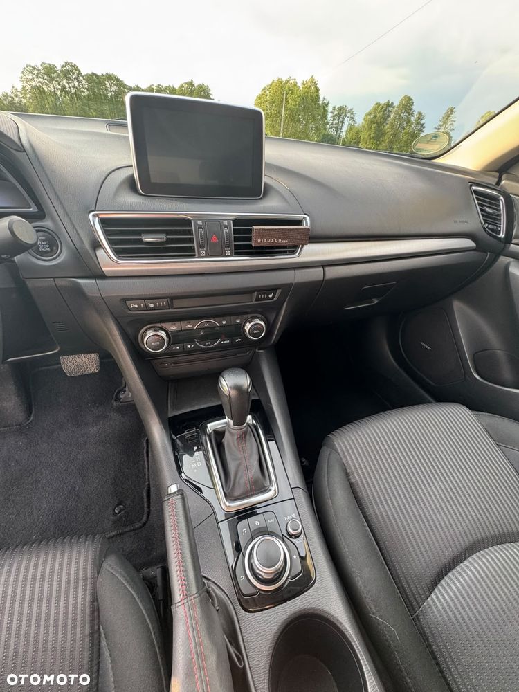 Mazda 3 - 15
